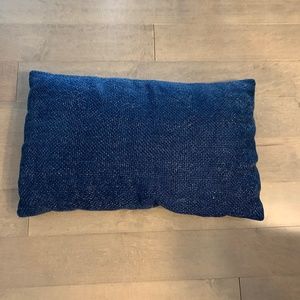 Pottery Barn Faye Linen texture Lumbar pillow